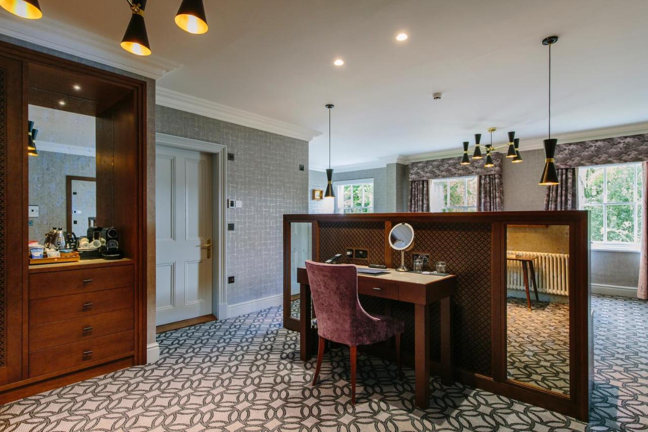 באונס-און-ווינדרמיר Storrs Hall Hotel On The Shore Of Lake Windermere (Adults Only) מראה חיצוני תמונה