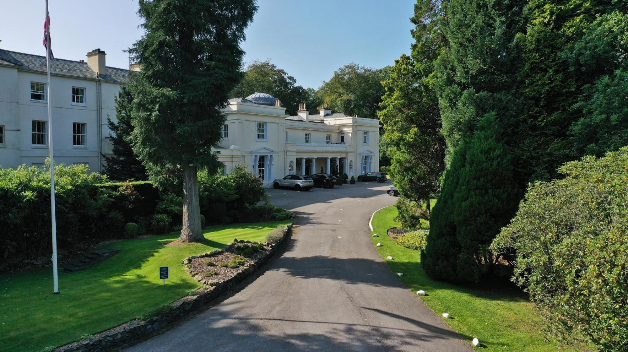 באונס-און-ווינדרמיר Storrs Hall Hotel On The Shore Of Lake Windermere (Adults Only) מראה חיצוני תמונה