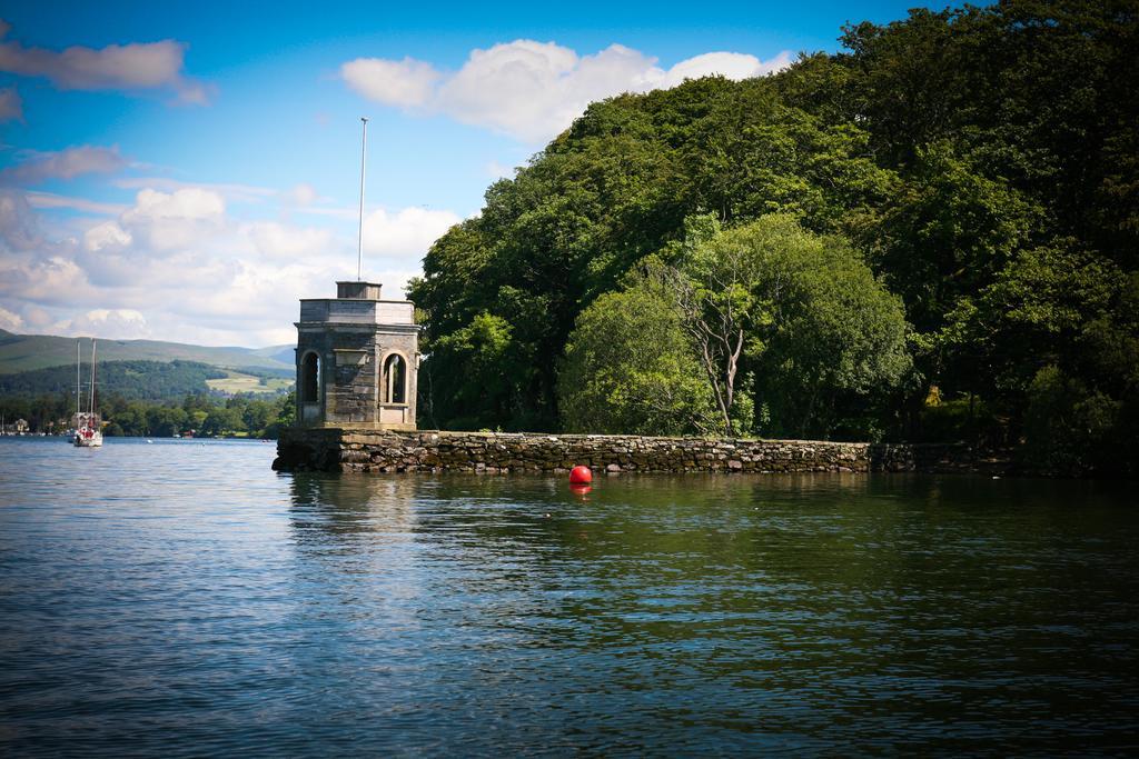באונס-און-ווינדרמיר Storrs Hall Hotel On The Shore Of Lake Windermere (Adults Only) מראה חיצוני תמונה