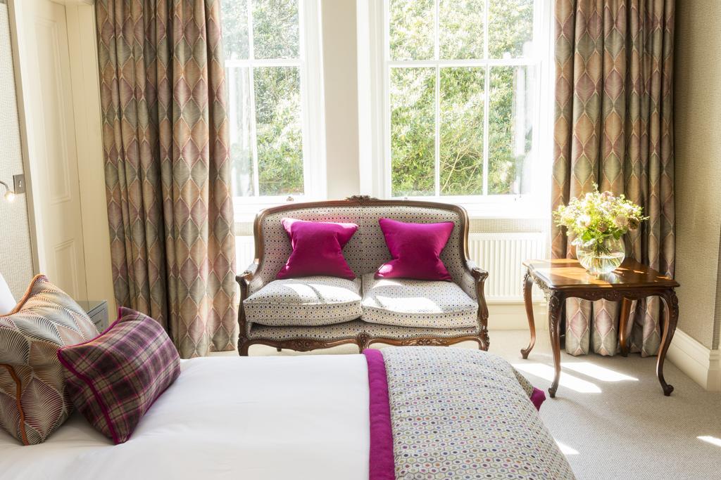 באונס-און-ווינדרמיר Storrs Hall Hotel On The Shore Of Lake Windermere (Adults Only) מראה חיצוני תמונה