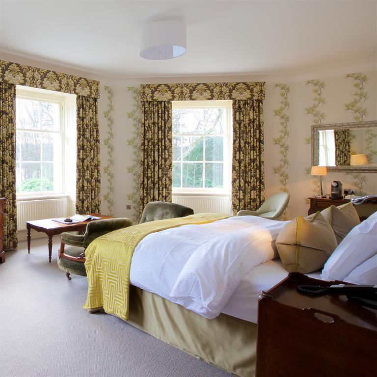באונס-און-ווינדרמיר Storrs Hall Hotel On The Shore Of Lake Windermere (Adults Only) מראה חיצוני תמונה